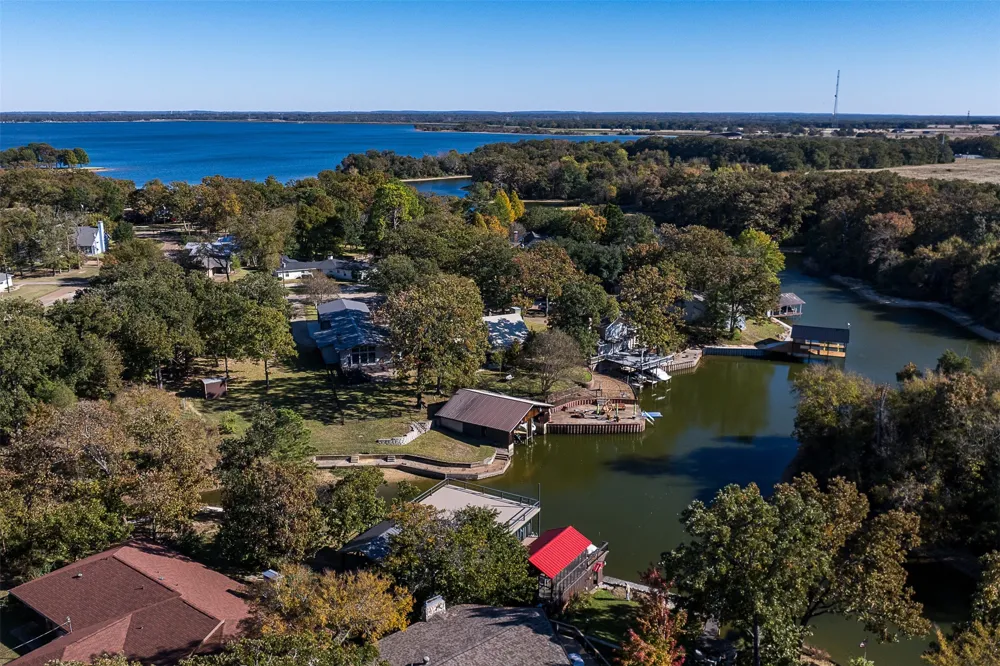 104 Oakcrest Court Trinidad, TX 75163
