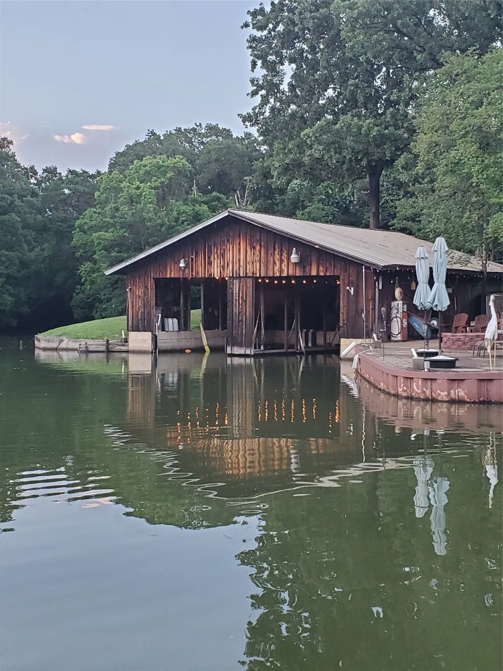 104 Oakcrest Court Trinidad, TX 75163