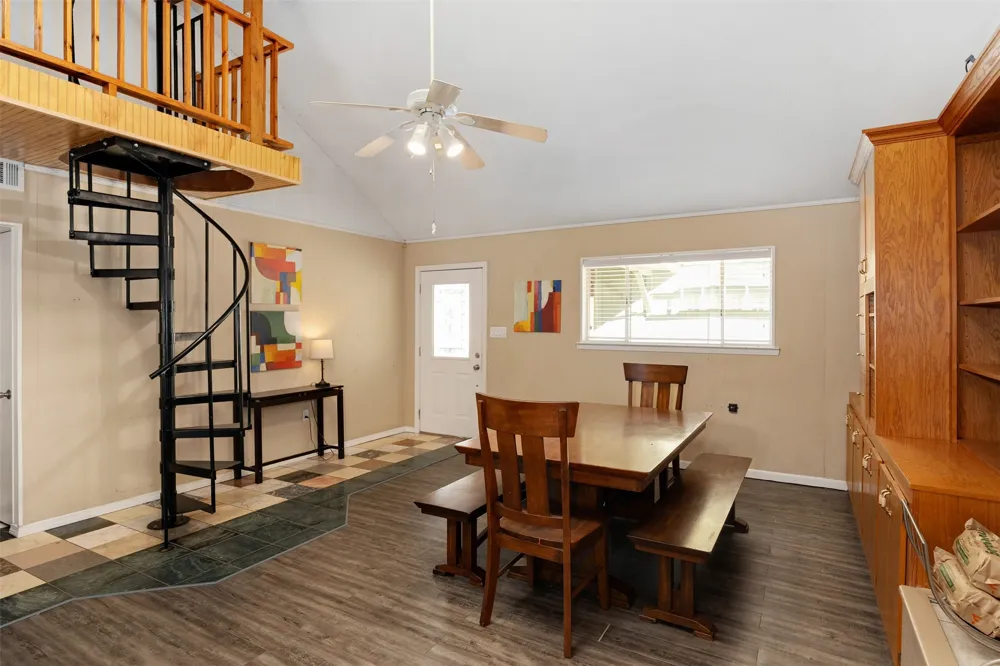 104 Oakcrest Court Trinidad, TX 75163