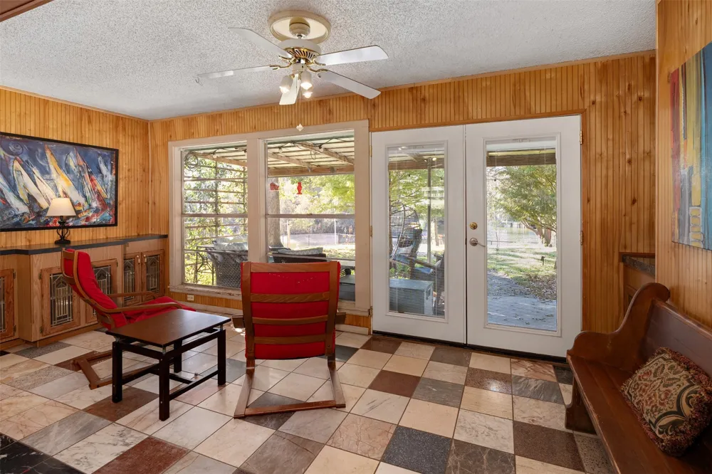 104 Oakcrest Court Trinidad, TX 75163