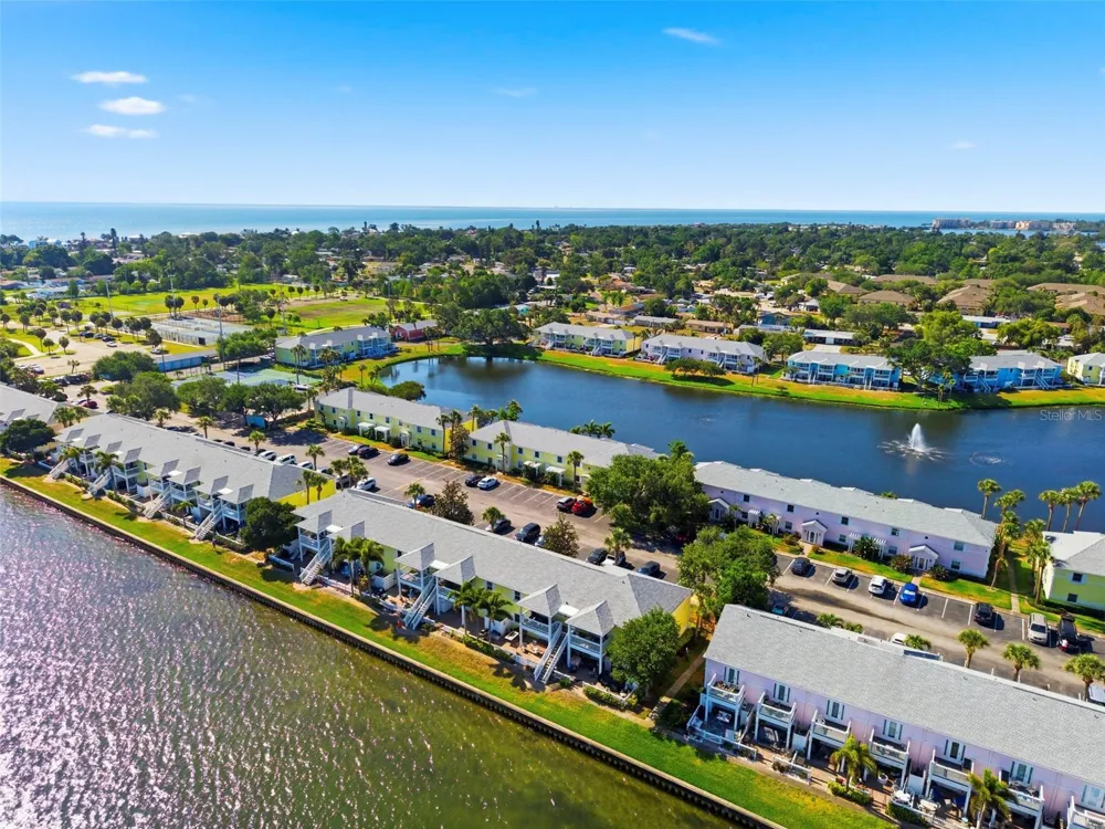 201 POMPANO DRIVE SE #C furnished St Petersburg, FL 33705