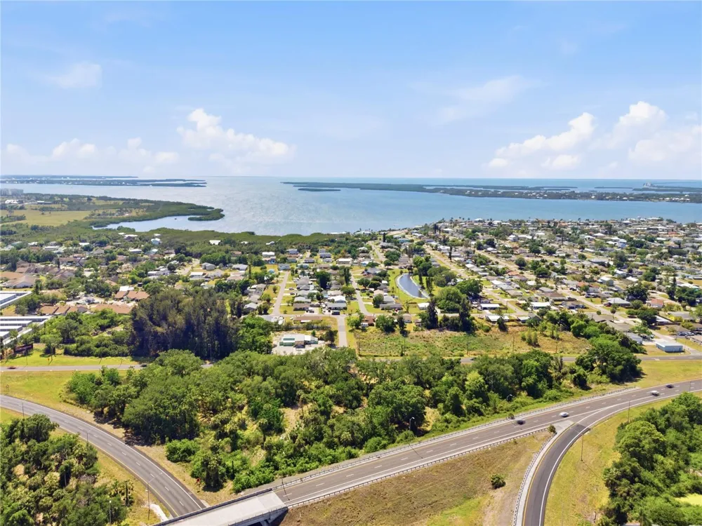 4340 US 19 Palmetto, FL 34221