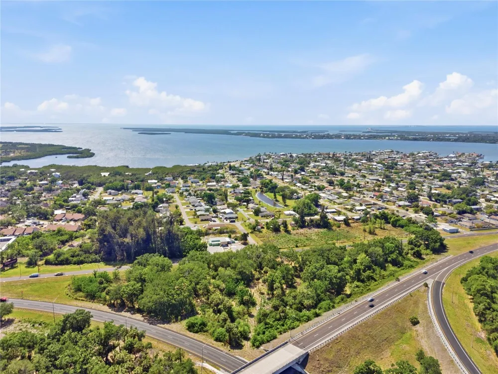 4340 US 19 Palmetto, FL 34221