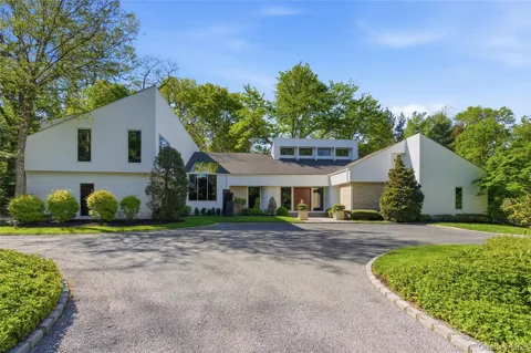 93 Hoaglands Lane