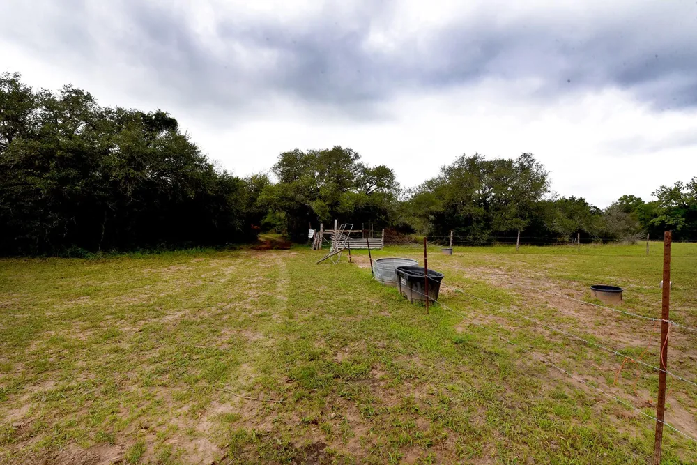 East Interstate 10 Frontage Road Weimar, TX 78962