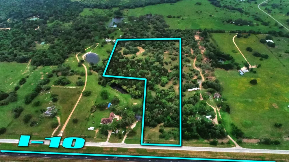East Interstate 10 Frontage Road Weimar, TX 78962