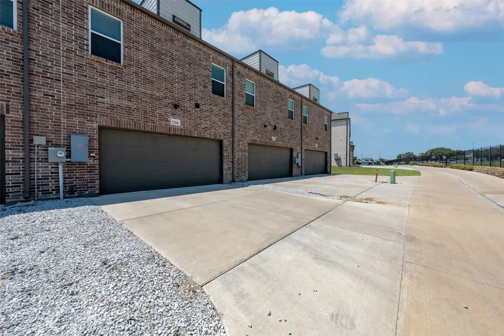 2304 Bulin Drive Mansfield, TX 76063