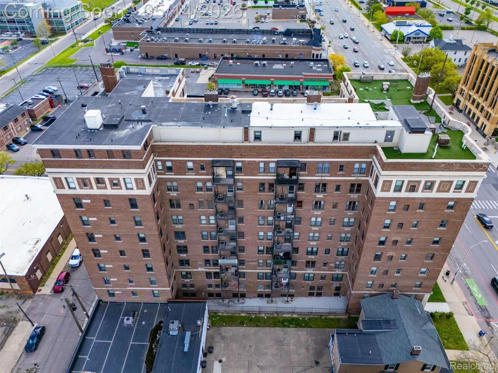 2900 E Jefferson #602 Detroit City, MI 48207