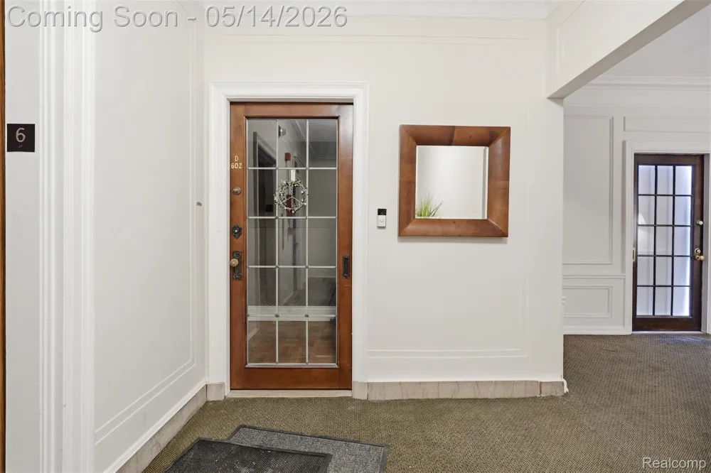 2900 E Jefferson #602 Detroit City, MI 48207
