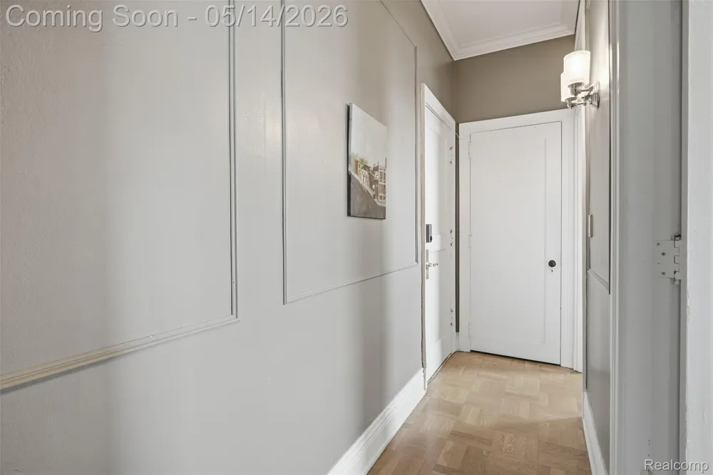 2900 E Jefferson #602 Detroit City, MI 48207