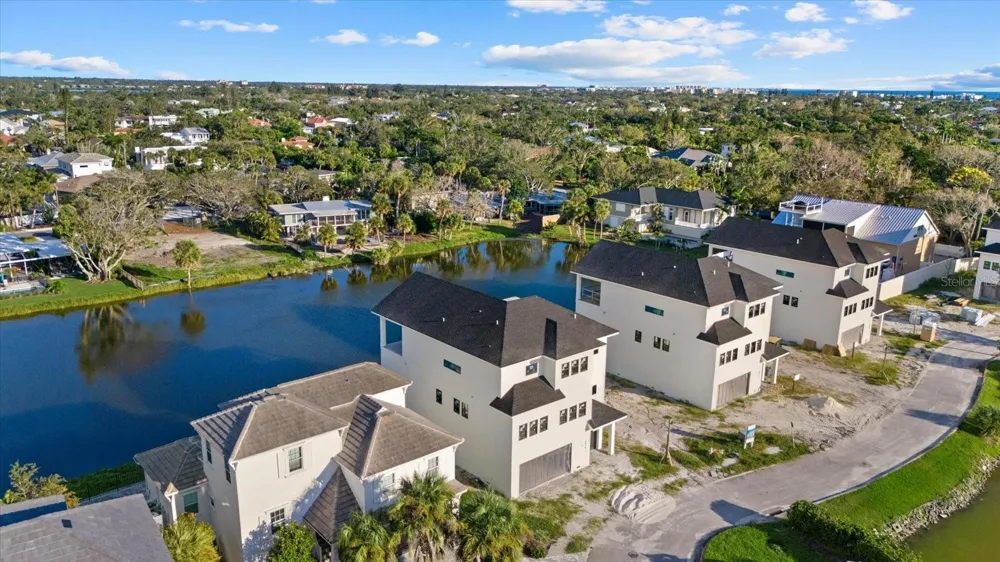 6901 BOCHI CIRCLE Sarasota, FL 34242