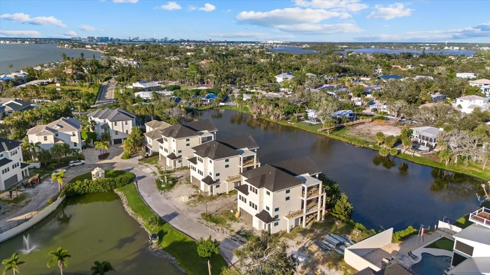 6901 BOCHI CIRCLE Sarasota, FL 34242