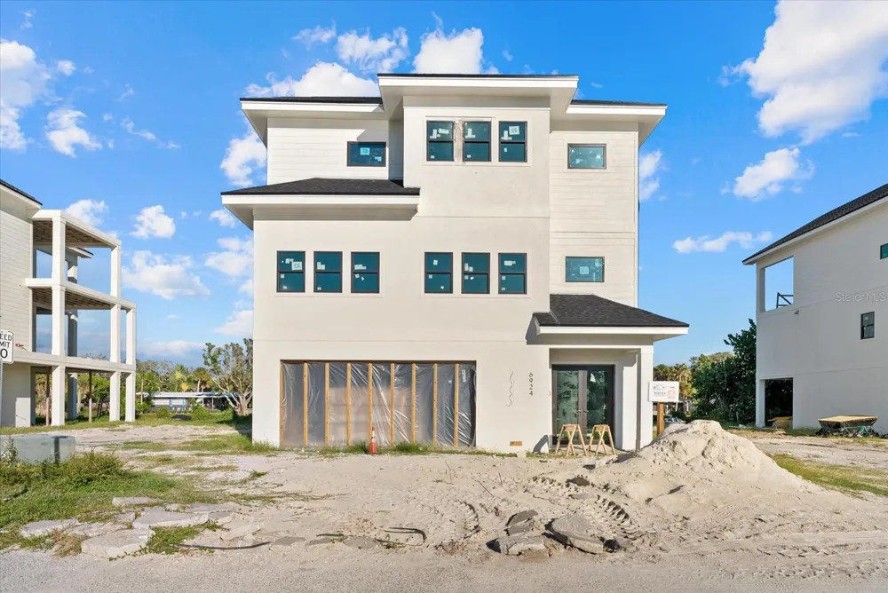 6901 BOCHI CIRCLE Sarasota, FL 34242