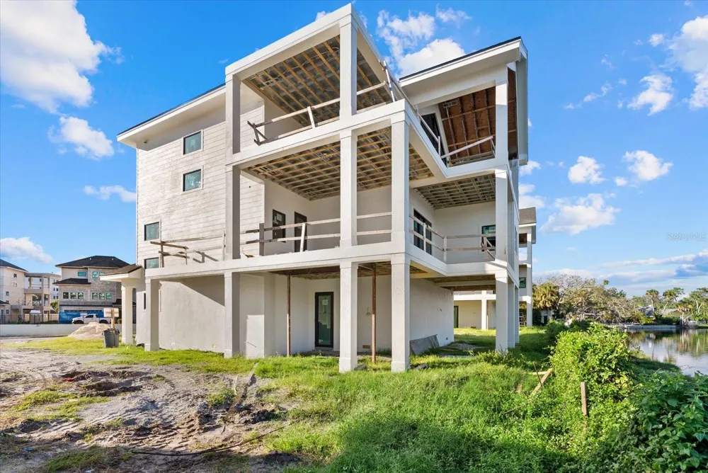 6901 BOCHI CIRCLE Sarasota, FL 34242