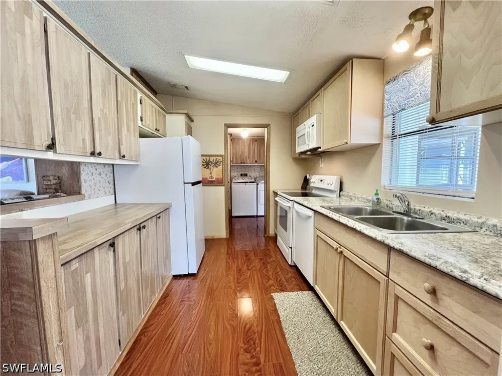 Cape Florida Lane Naples, FL 34104