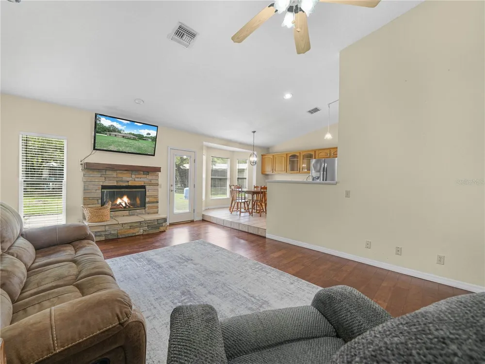 3437 MAR LISA COVE ROAD Lake Wales, FL 33898