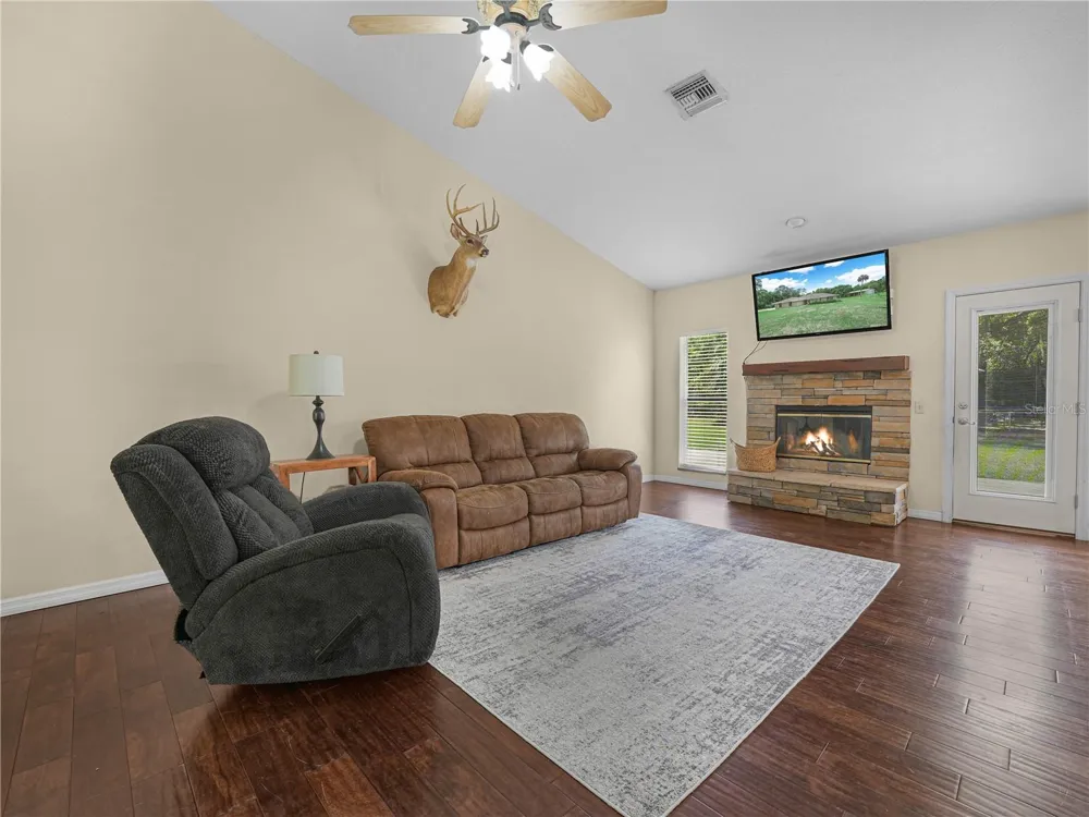 3437 MAR LISA COVE ROAD Lake Wales, FL 33898