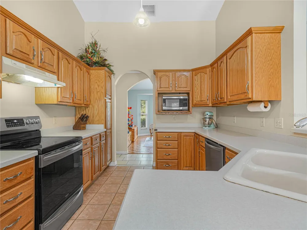 3437 MAR LISA COVE ROAD Lake Wales, FL 33898