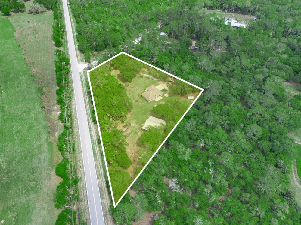 3437 MAR LISA COVE ROAD Lake Wales, FL 33898