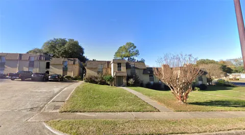 7000 Creswell Road #124