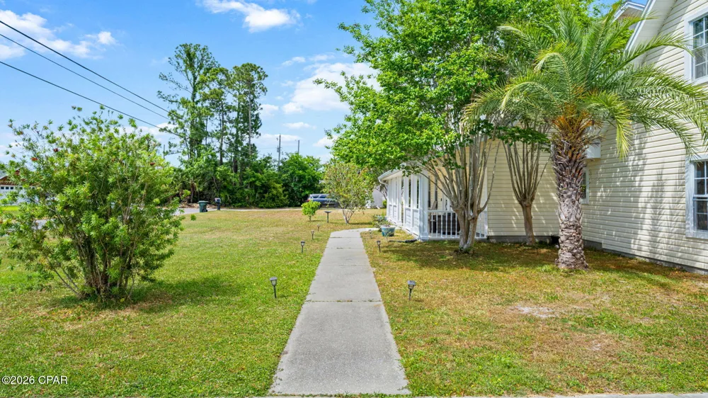 1403 New Jersey Avenue Lynn Haven, FL 32444