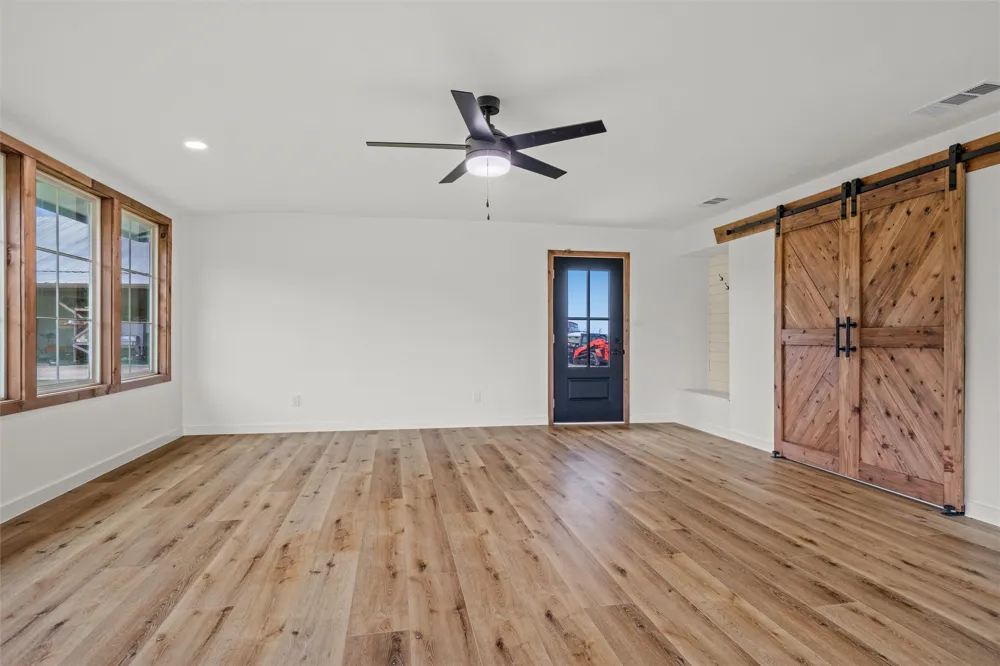 5463 Kelly Drive Roanoke, TX 76262