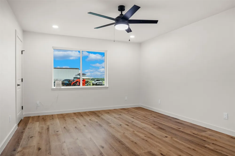 5463 Kelly Drive Roanoke, TX 76262