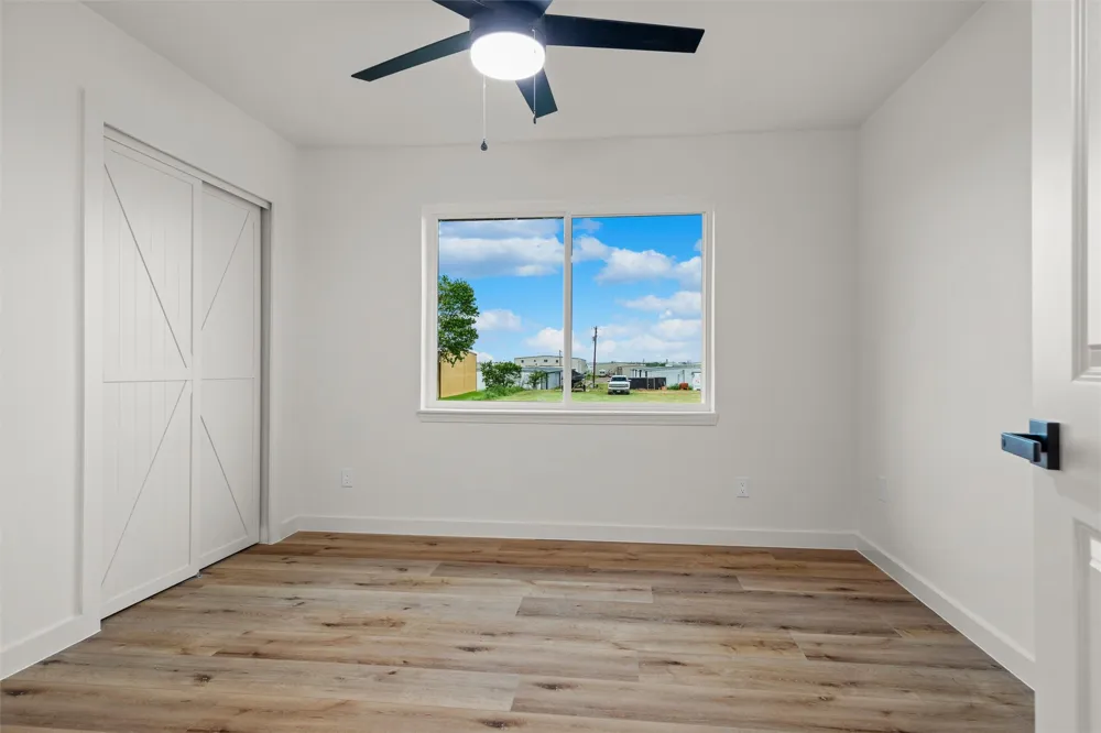 5463 Kelly Drive Roanoke, TX 76262