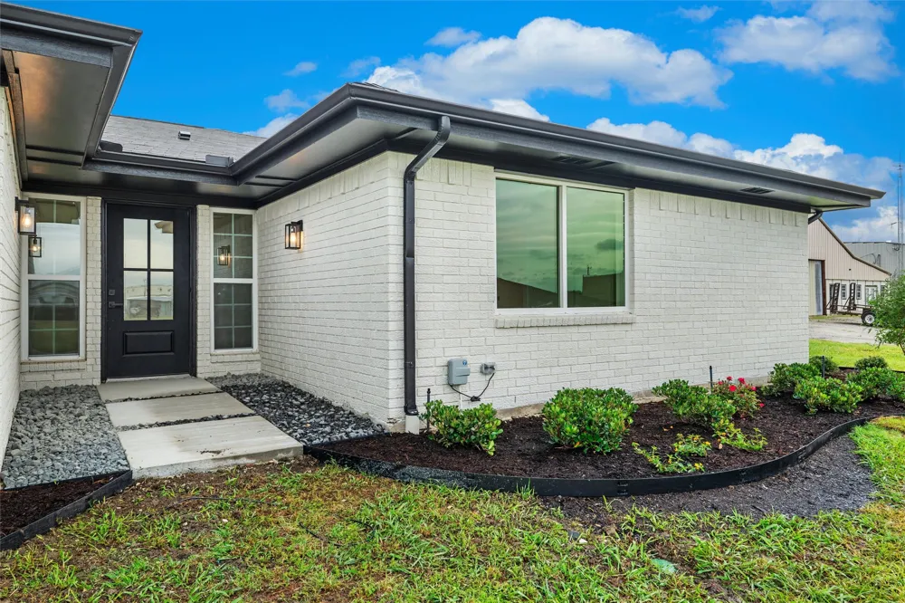 5463 Kelly Drive Roanoke, TX 76262