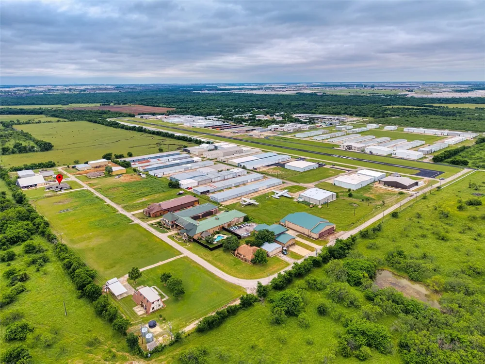 5463 Kelly Drive Roanoke, TX 76262