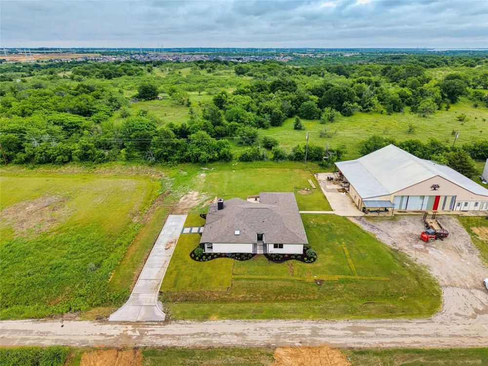 5463 Kelly Drive Roanoke, TX 76262