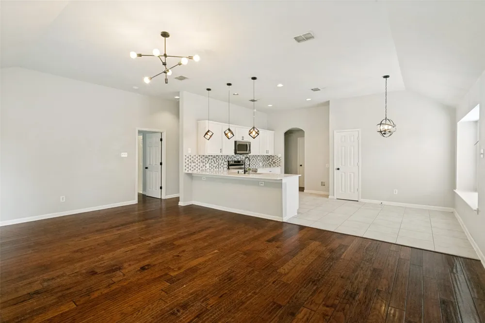 429 Angler Drive Crowley, TX 76036