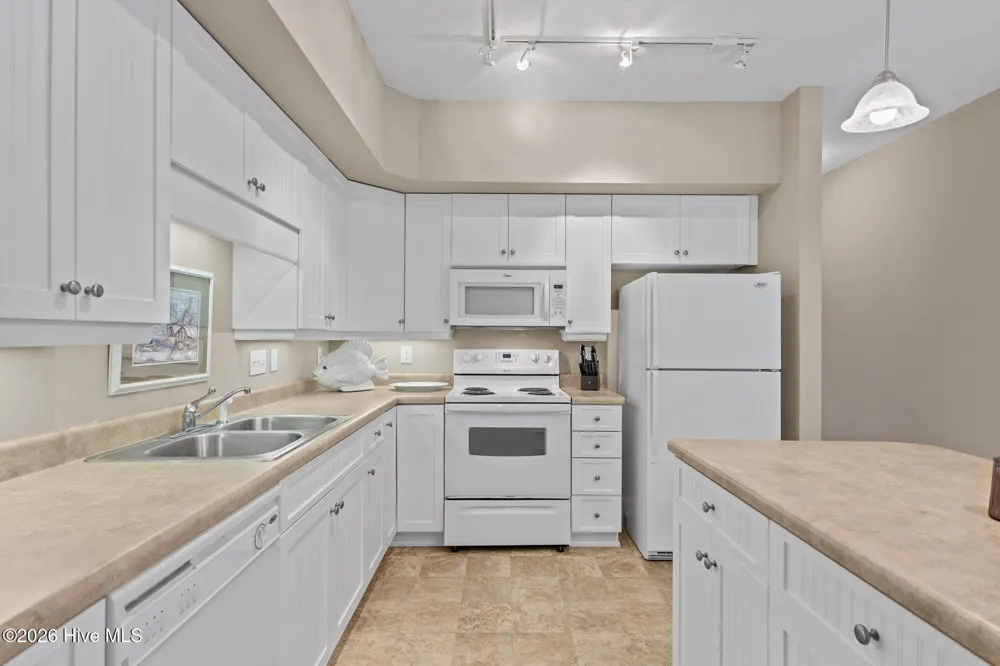 200 Lighthouse Lane #A2 Cedar Point, NC 28584