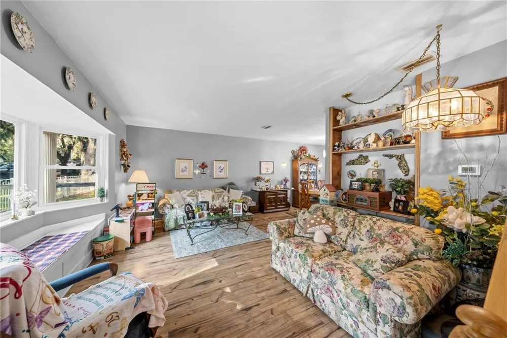 11690 SE 132ND STREET ROAD Ocklawaha, FL 32179