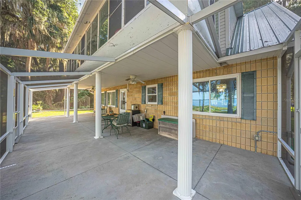 11690 SE 132ND STREET ROAD Ocklawaha, FL 32179