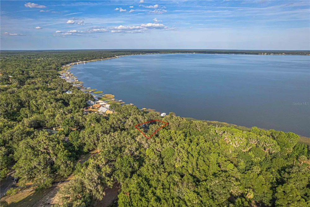 11690 SE 132ND STREET ROAD Ocklawaha, FL 32179