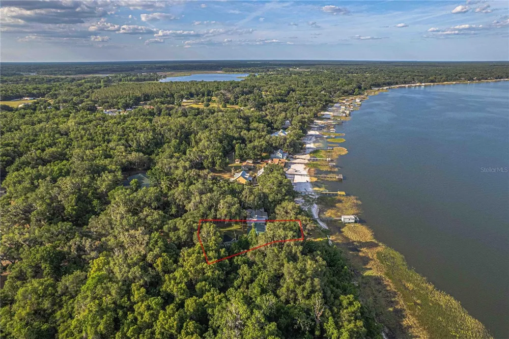 11690 SE 132ND STREET ROAD Ocklawaha, FL 32179