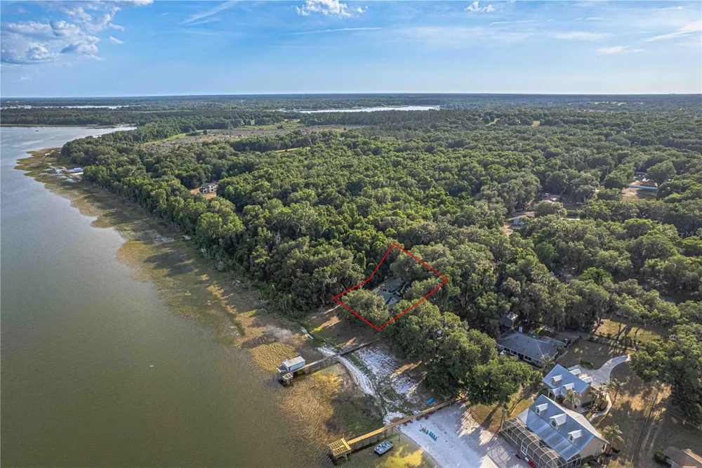 11690 SE 132ND STREET ROAD Ocklawaha, FL 32179