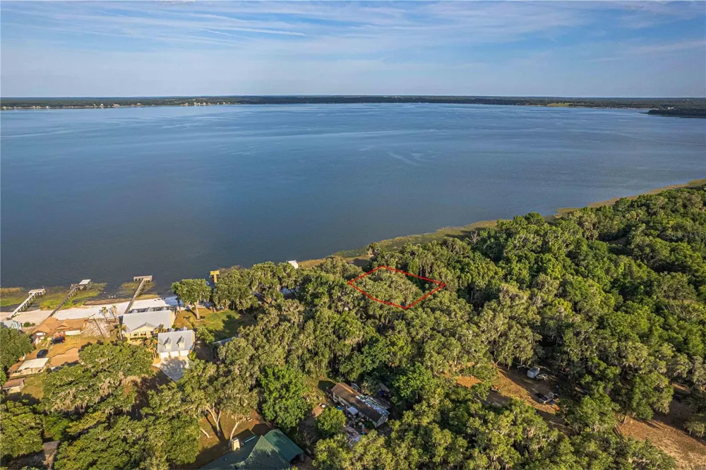 11690 SE 132ND STREET ROAD Ocklawaha, FL 32179