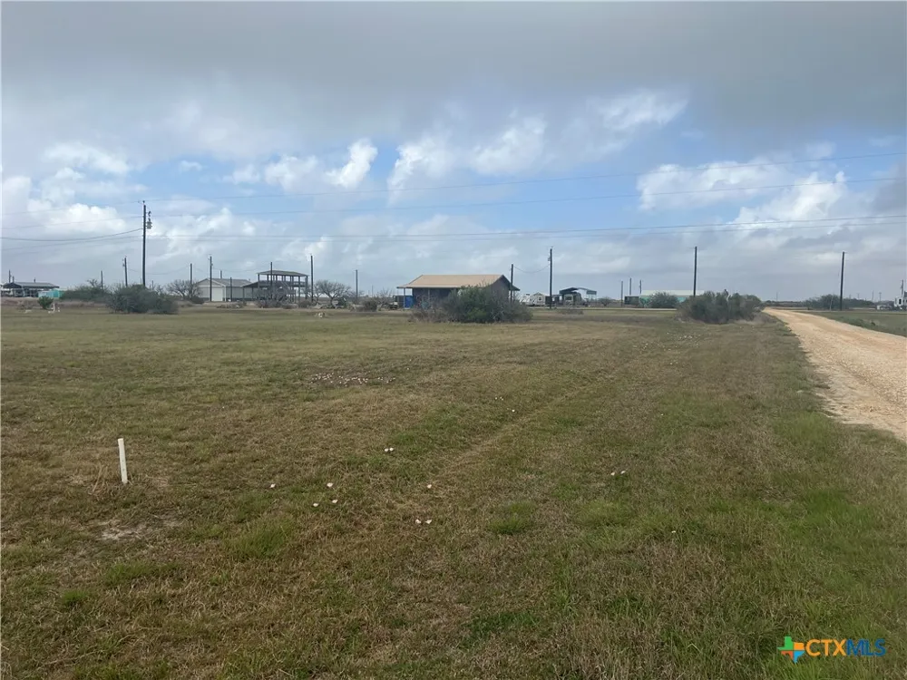 194 Sailfish Palacios, TX 77465