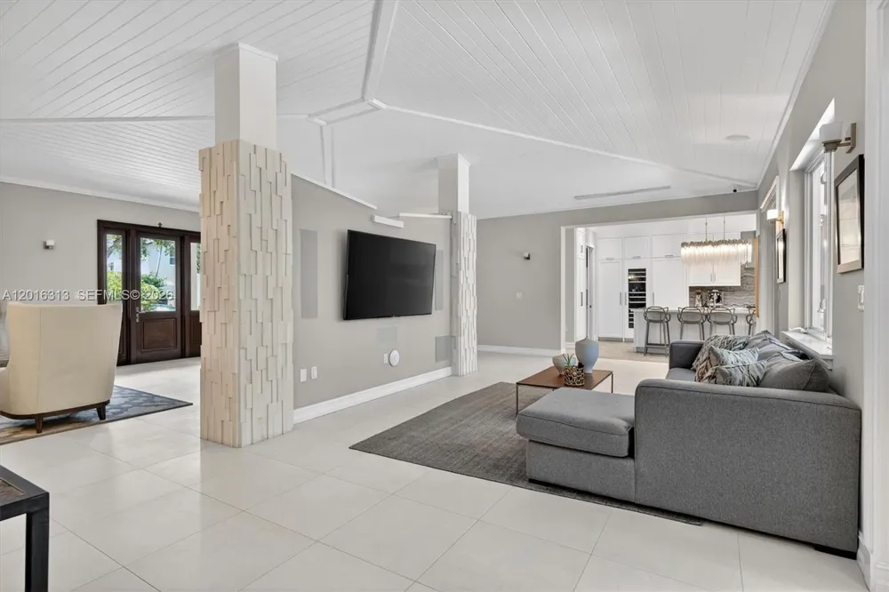 442 Amalfi Ave Coral Gables, FL 33146