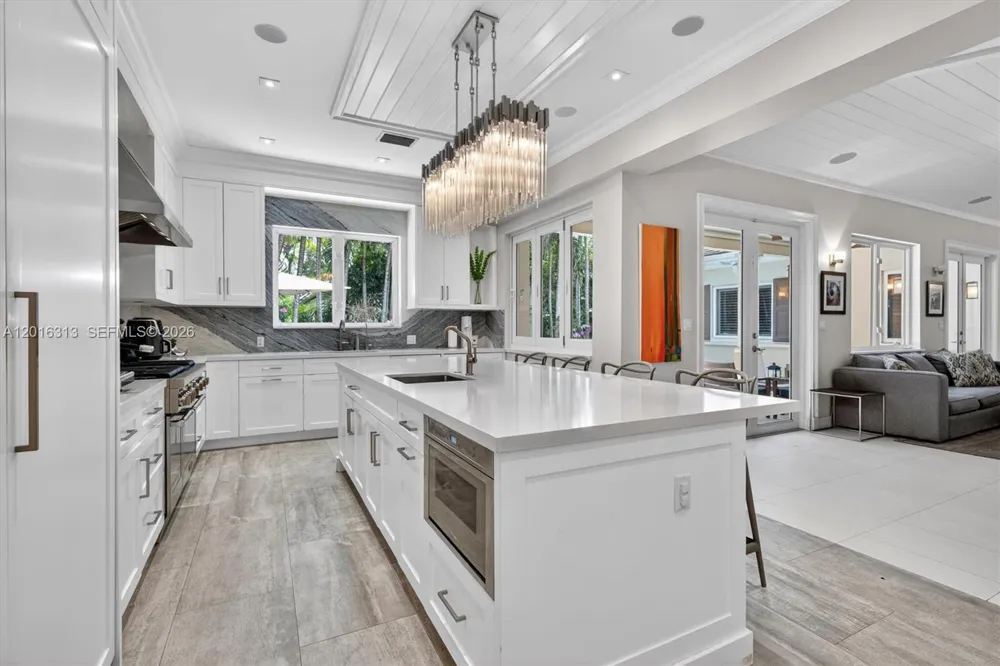 442 Amalfi Ave Coral Gables, FL 33146
