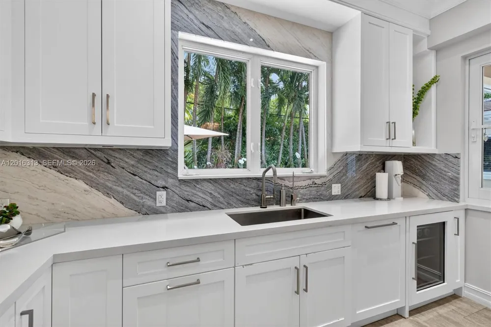 442 Amalfi Ave Coral Gables, FL 33146