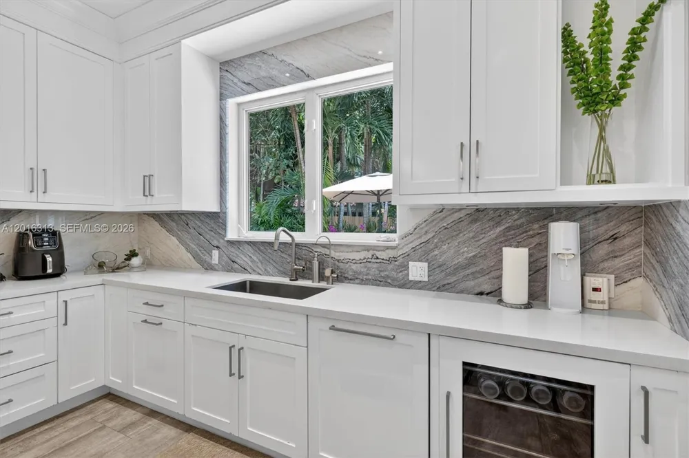 442 Amalfi Ave Coral Gables, FL 33146