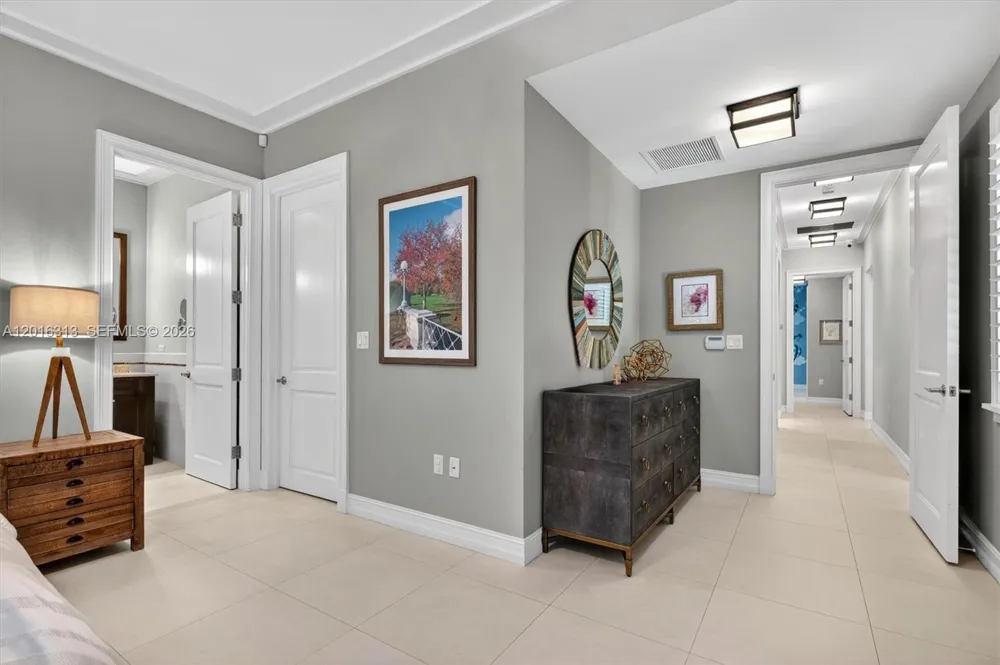442 Amalfi Ave Coral Gables, FL 33146