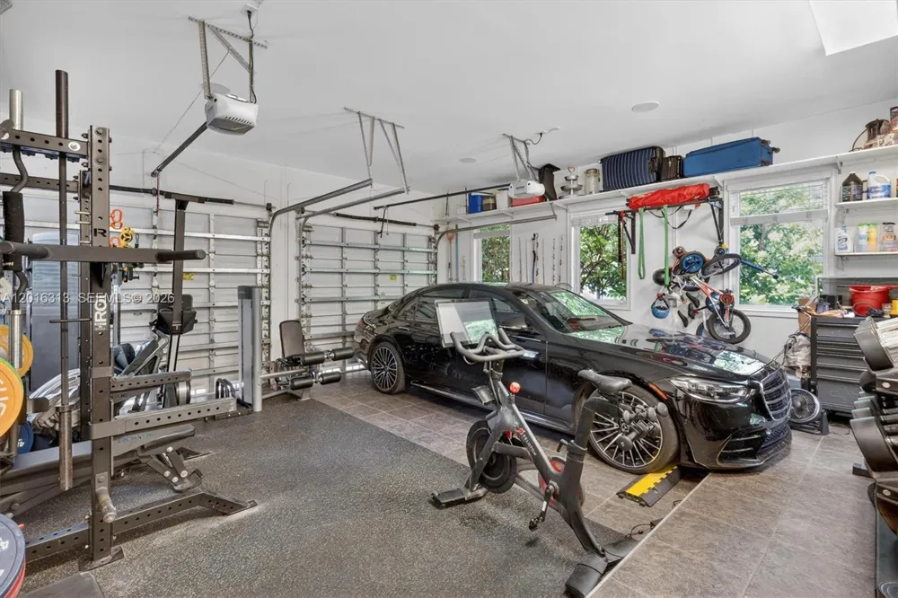 442 Amalfi Ave Coral Gables, FL 33146