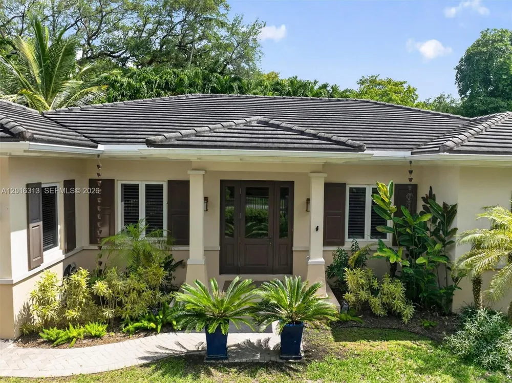 442 Amalfi Ave Coral Gables, FL 33146