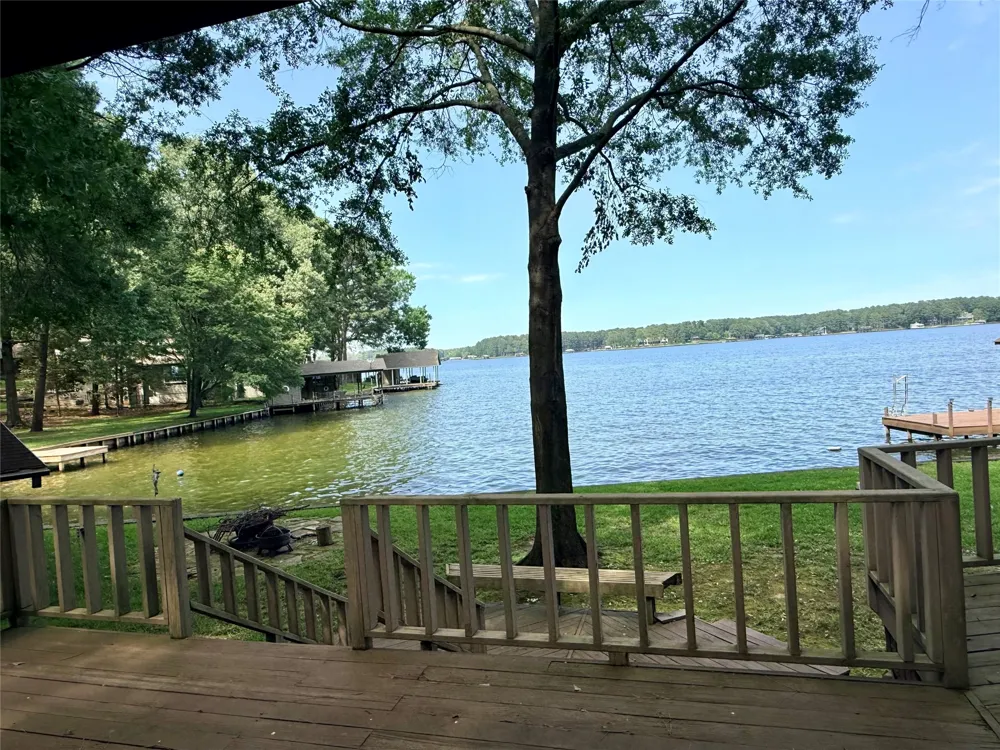 101 King Joseph Scroggins, TX 75480