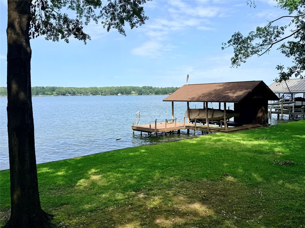 101 King Joseph Scroggins, TX 75480