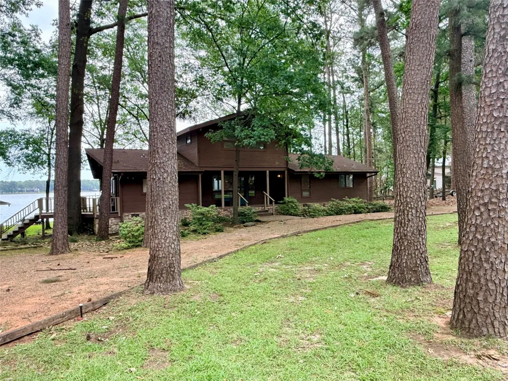 101 King Joseph Scroggins, TX 75480
